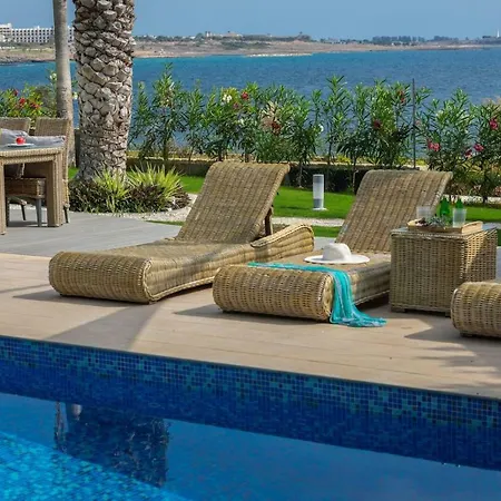 Villa Cleopatra *