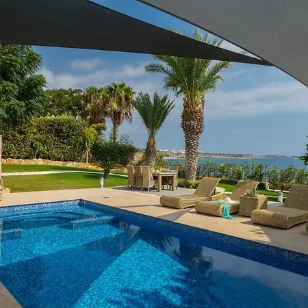 Villa Cleopatra